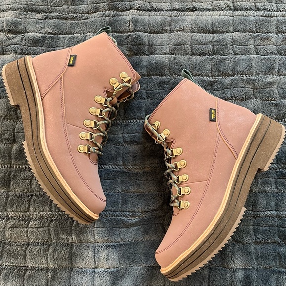 Teva Midform Lace Up Boot in Dark Purple Gorpcore Women's Size 9.5 - Picture 3 of 9